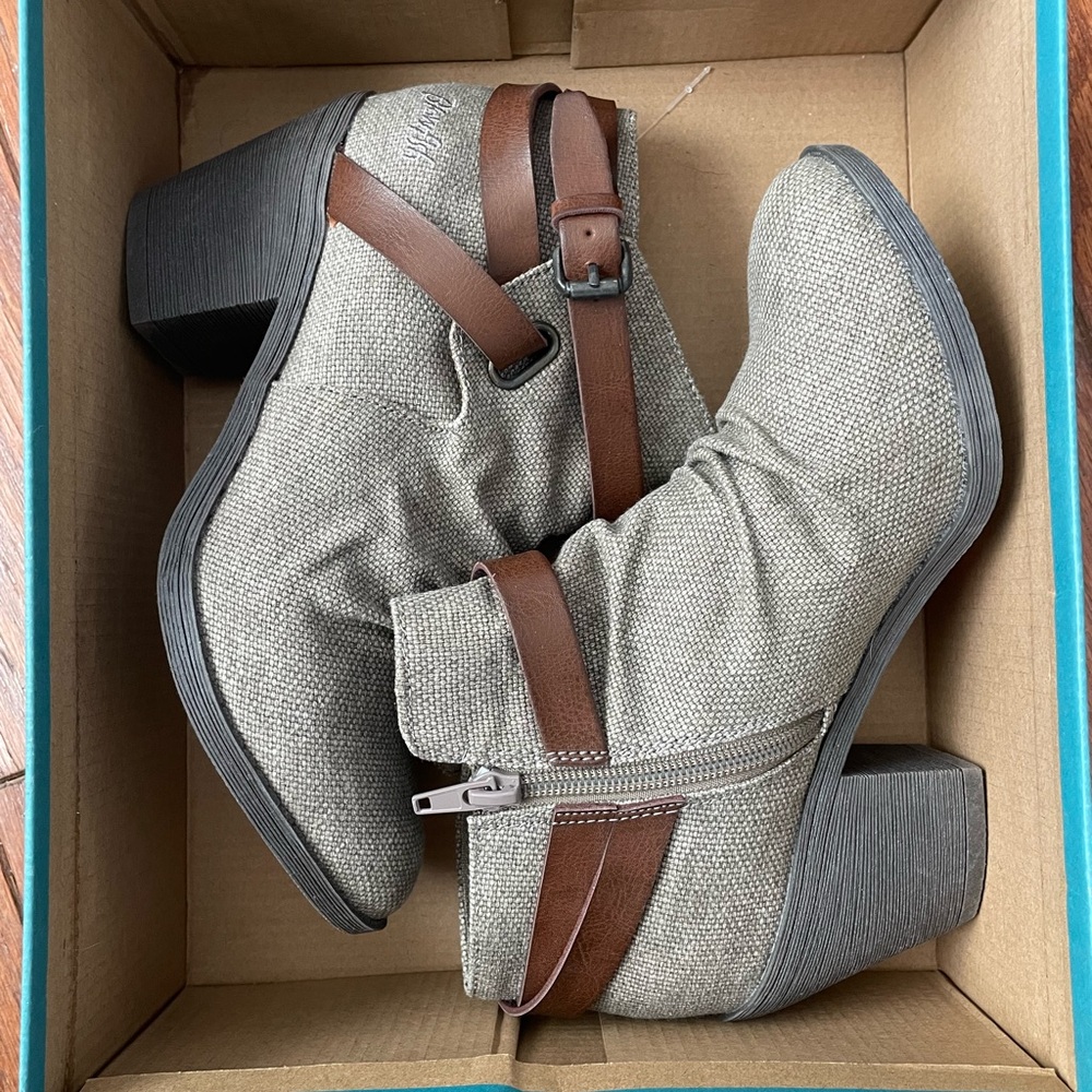 Women's Gray and Brown Ankle Boots